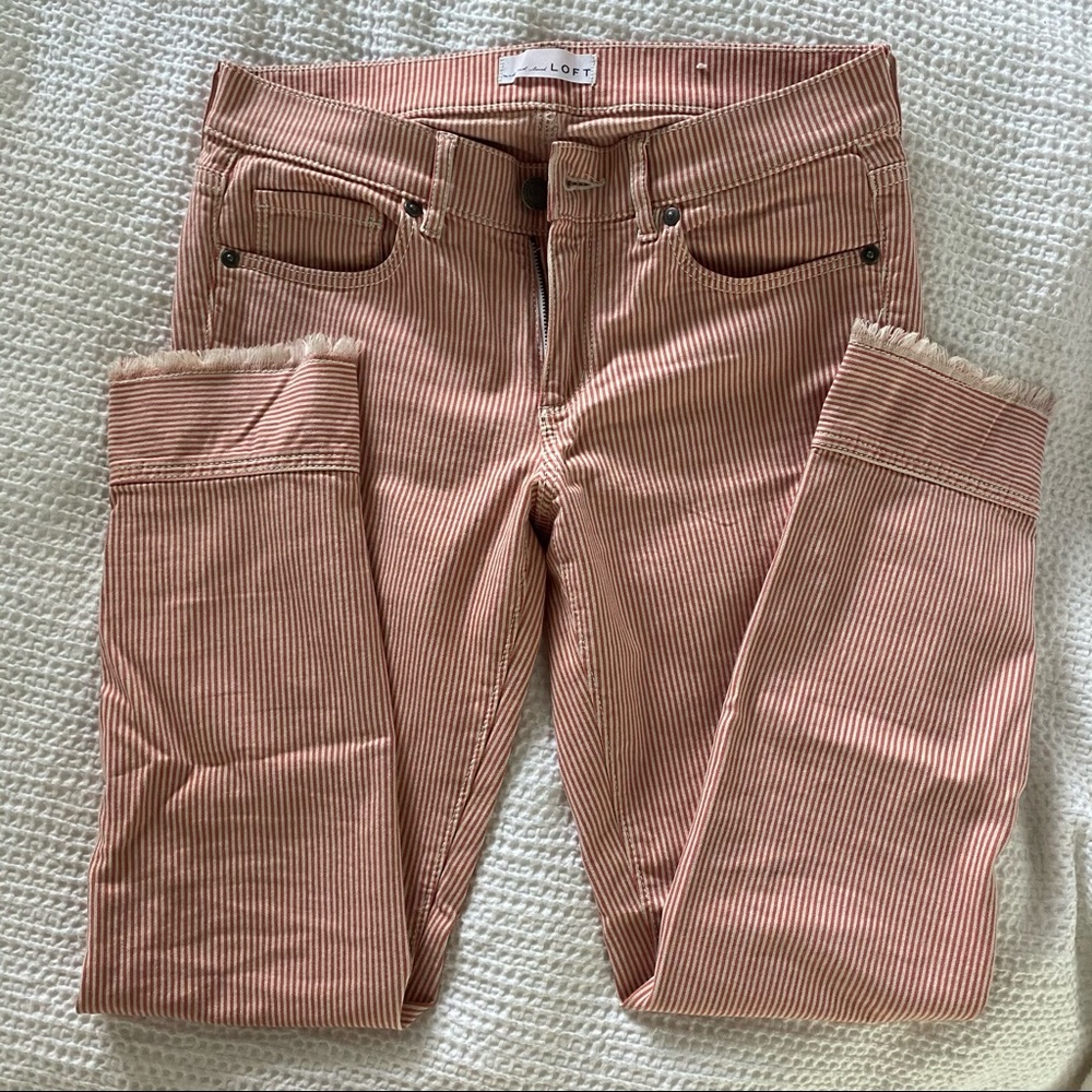 Striped Cropped Skinny Jeans With Frayed Hem